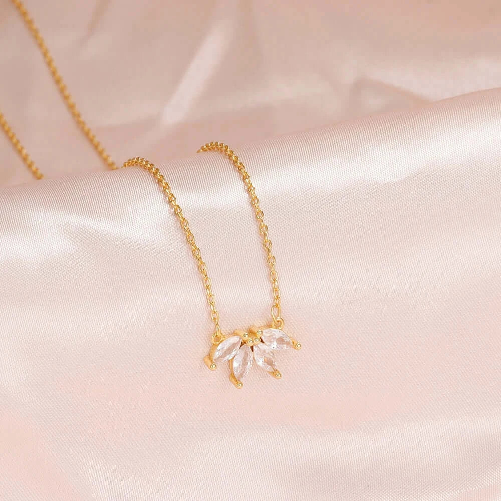 Flower Petals Zirconia Necklace