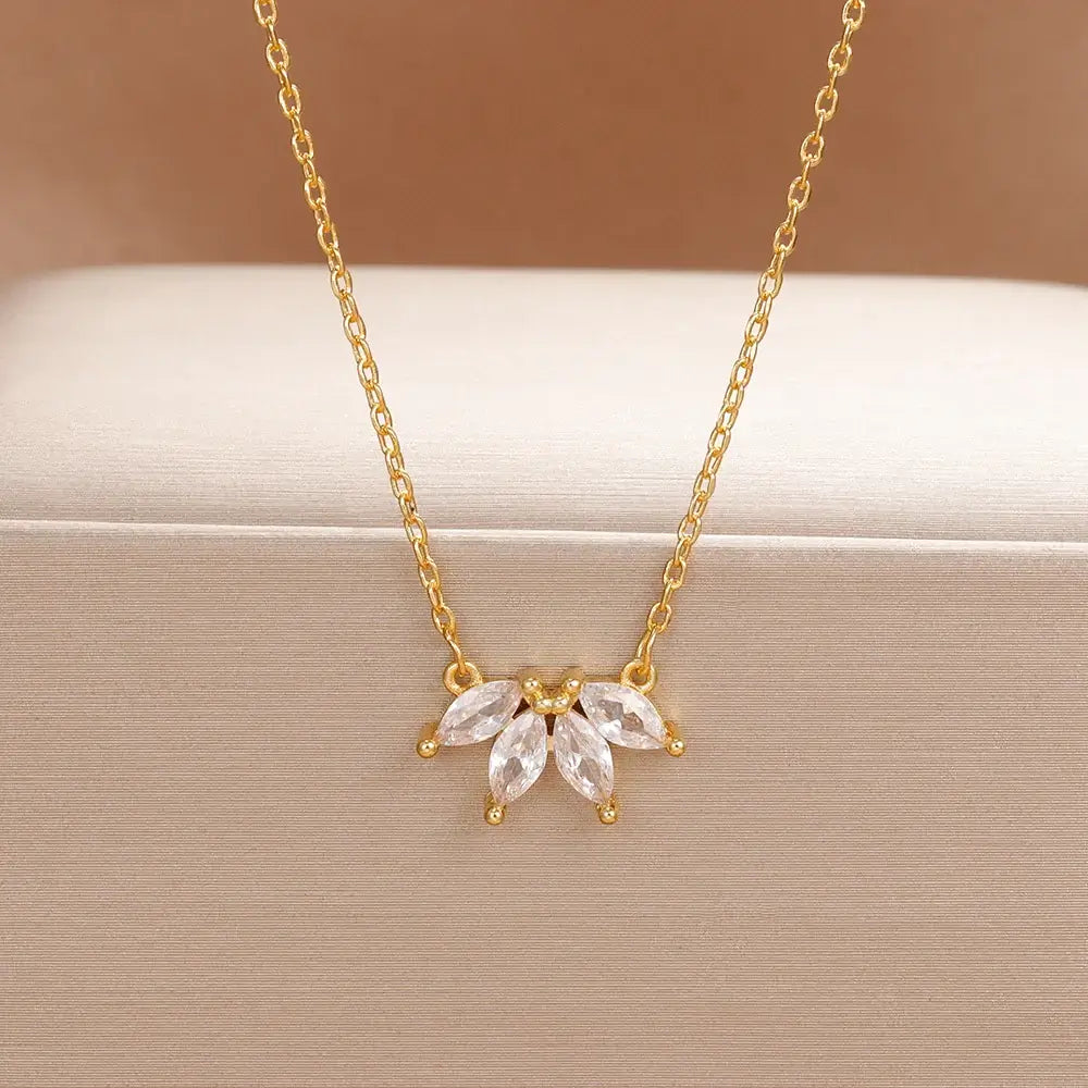 Flower Petals Zirconia Necklace