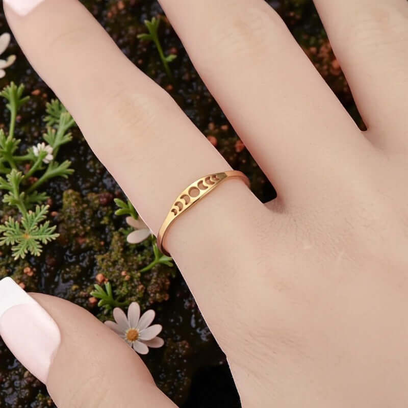 Minimalist Hollow Lunar Moon Phase Ring